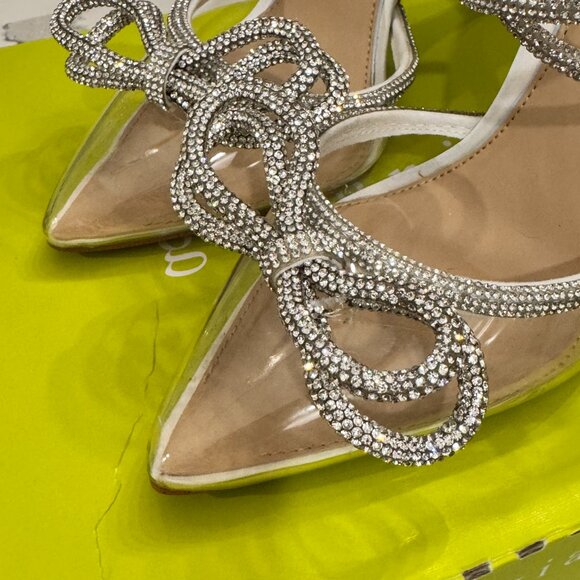 Gianni Bini Bridal Collection Ezlynn Rhinestone Embellished Bow Vinyl Toe Pumps - Picture 6 of 16